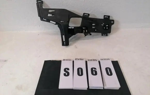 Volvo V60 Front bumper mounting bracket 31455653