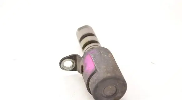 Ford Focus Camshaft vanos timing valve 4M5G6L713BE