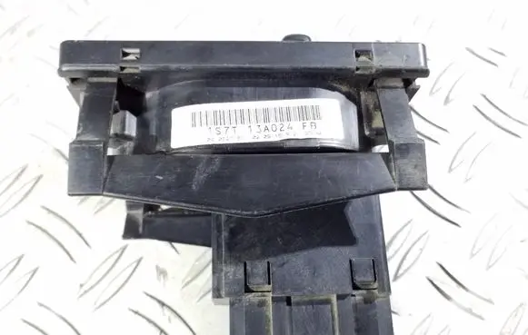 Ford Mondeo Mk III Light switch 1S7T13A024FB 04052751
