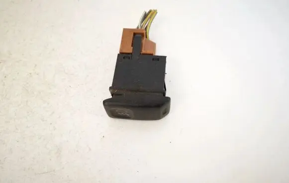 Volkswagen PASSAT B3 Fog light switch 357941599