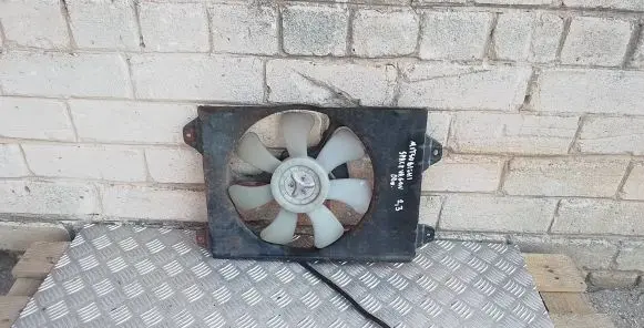 Mitsubishi Space Wagon Electric radiator cooling fan MR283984 D6VS2 0227403401