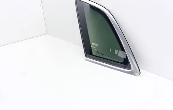 Audi Q5 SQ5 Rear side window