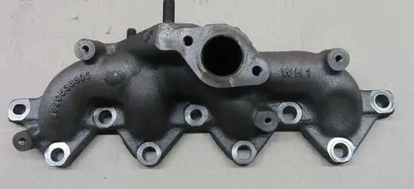 Opel Astra J Exhaust manifold 8980538800-T