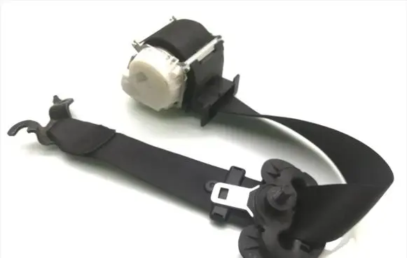 BMW 1 E82 E88 Front seatbelt 9117219 33041289 7130277