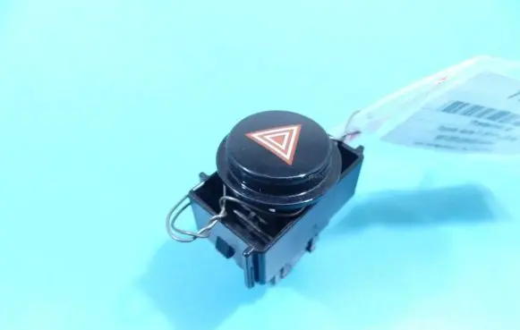 Toyota Auris E180 Hazard light switch 84332-02300 IMPRK1275771