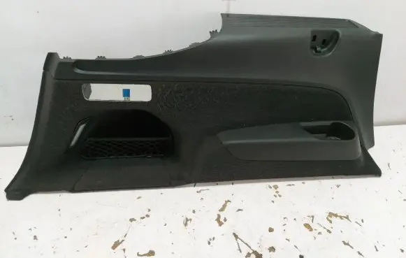 Audi SQ7 Trunk/boot side trim panel 4M0863879H