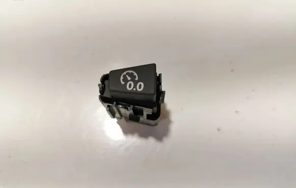Other switches/knobs/shifts