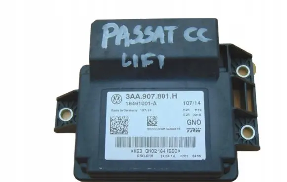 Volkswagen PASSAT CC Hand brake control module 3AA907801H