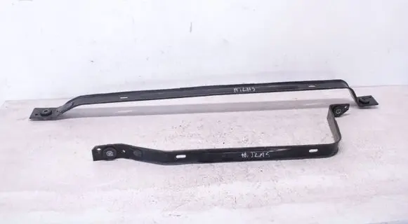 Volkswagen Atlas Cross Sport Fuel tank mounting bracket 3QF201653 3QF201654