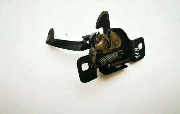 Chrysler 300 - 300C Engine bonnet/hood lock/catch