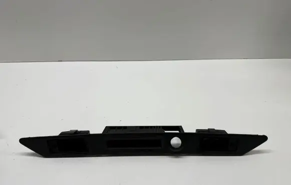 Audi A6 S6 C6 4F Trunk door license plate light bar 8E0827574C