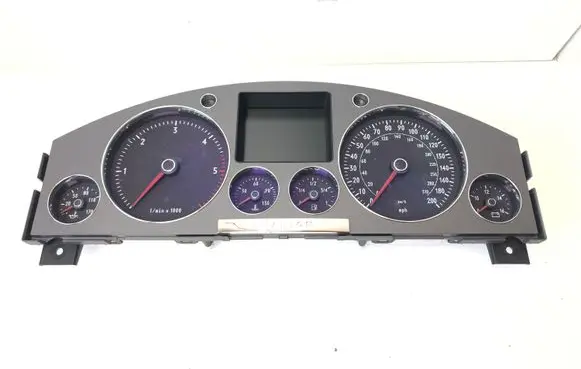 Volkswagen Phaeton Speedometer (instrument cluster) 3D0920982P 0263661009