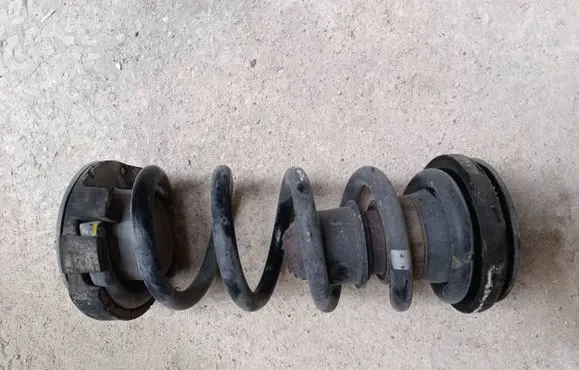 Chrysler Pacifica Rear coil spring