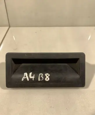Audi A4 S4 B8 8K Tailgate opening switch 5N0827566
