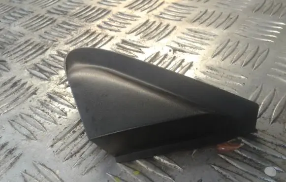 Renault Laguna III Fender end trim 638750005R