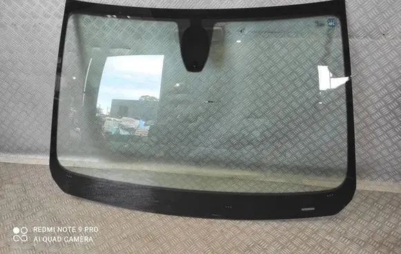 Dacia Sandero III Front windscreen/windshield window 
