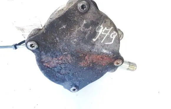Mercedes-Benz C AMG W204 Vacuum pump