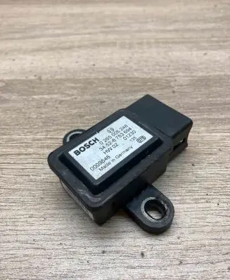 BMW 5 E39 ESP acceleration yaw rate sensor 6753694 0265005248 Used