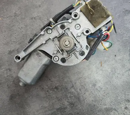 Mazda 6 Sunroof motor/actuator 8331002652 T9308010A