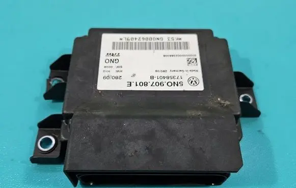 Volkswagen Tiguan Central body control module 5N0907801E IMPRK1526906