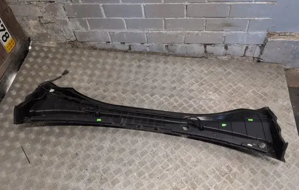 KIA Ceed Wiper trim 86151J7000