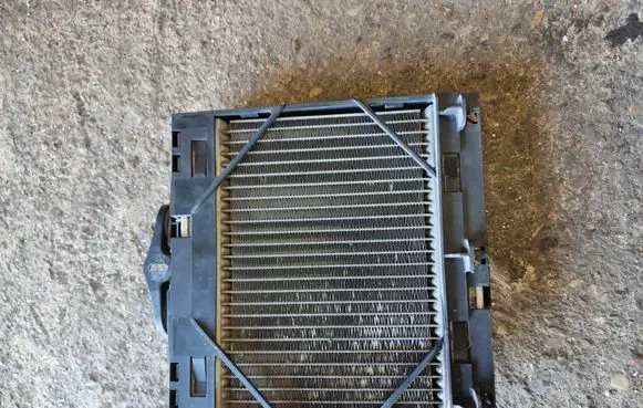 BMW 5 GT F07 Coolant radiator 1711780563002 P3253002