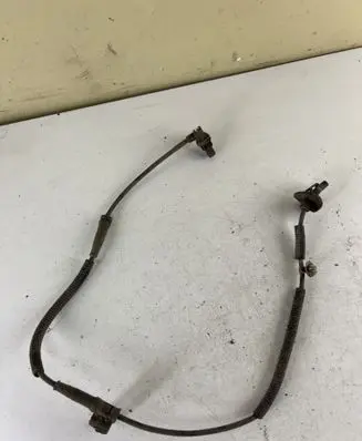 Hyundai Santa Fe ABS brake wheel speed sensor 
