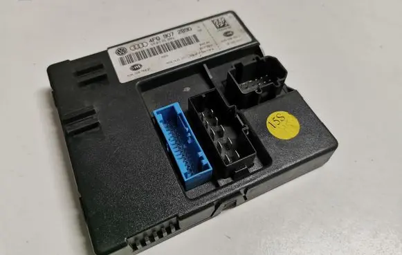 Audi A8 S8 D3 4E Light module LCM 4F0907289G