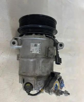 Volvo XC60 Air conditioning (A/C) compressor (pump) 31497908 9090911960