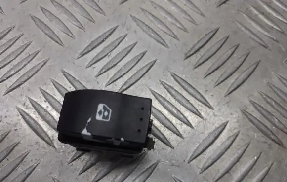Renault Scenic II - Grand scenic II Electric window control switch 315029A