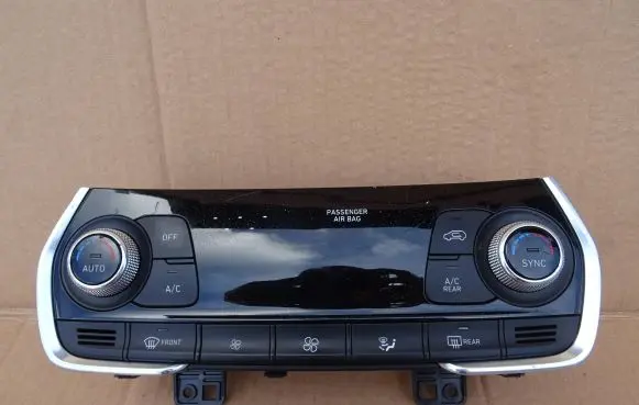 Hyundai Santa Fe Climate control unit 97250S1GC0
