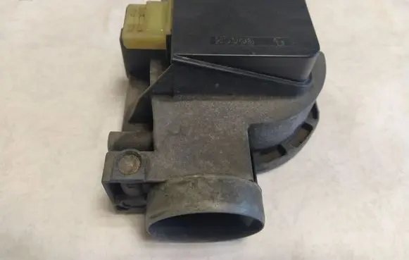 Audi A6 S6 C4 4A Mass air flow meter 4A0133471 0281002074
