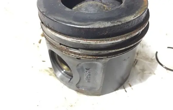 Ford Transit Piston 8742770050