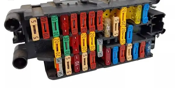 Citroen Xsara Picasso Fuse box set 9635518180
