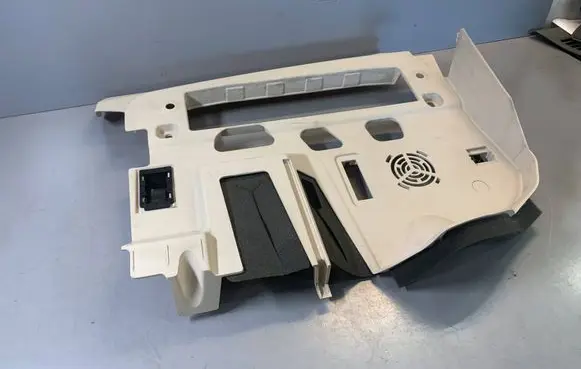 BMW 3 F30 F35 F31 Dashboard lower bottom trim panel 9231258