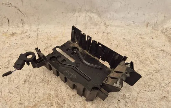 Opel Corsa E Battery box tray 13498274