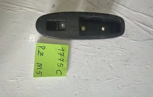 Alfa Romeo Mito Electric window control switch 156055038