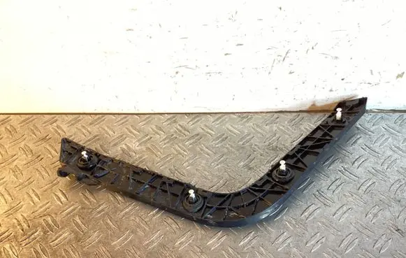 Tesla Model Y Rear bumper mounting bracket 149404400A