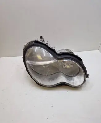 Mercedes-Benz C W203 Headlight/headlamp A2038200261