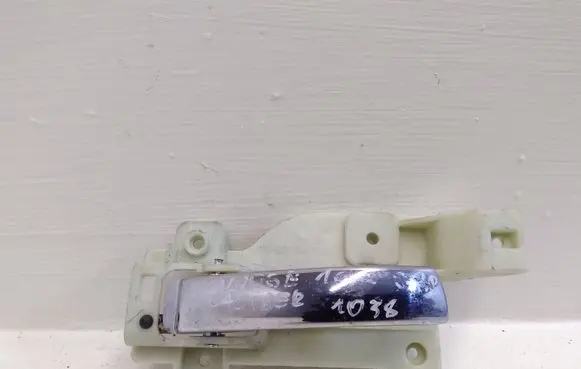 Dodge Caliber Front door interior handle 1NSS06SZ0AA 186017091