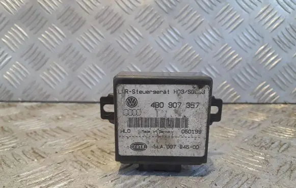 Audi A6 S6 C5 4B Light module LCM 4B0907357