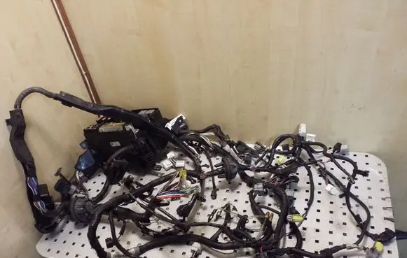 Toyota Avensis T270 Other wiring loom 8211105T70