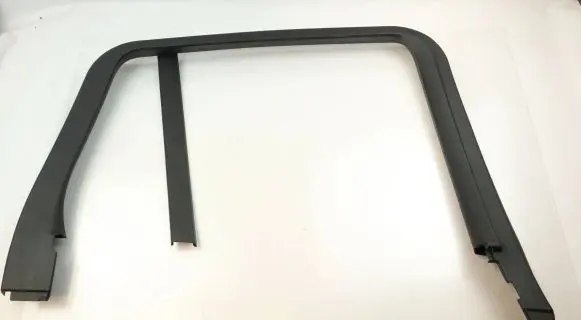 BMW X3M F97 Rear door glass trim molding 7410295