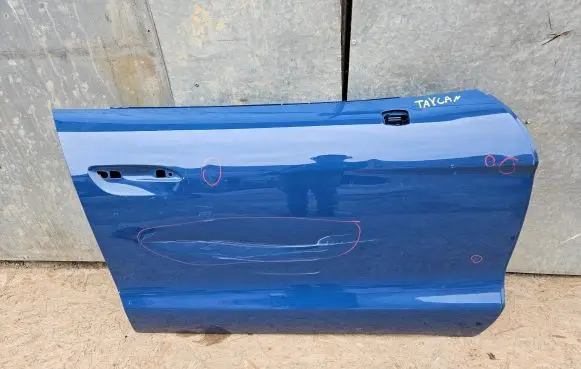 Porsche Taycan 9J1 Front door 9J1831194
