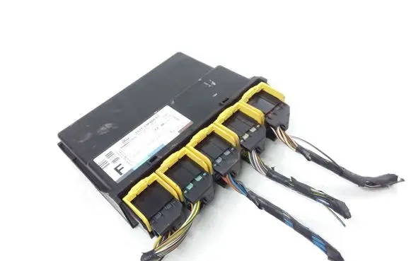 Ford Focus Comfort/convenience module 1S7T15K600FC