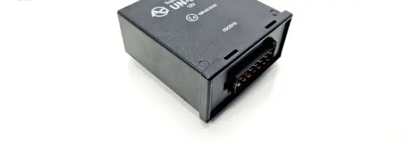 Audi A3 S3 8P Tow bar trailer control unit/module 10R035110
