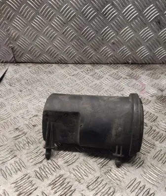 Volkswagen PASSAT B5.5 Vacuum air tank 06b133909