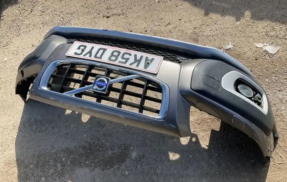 Volvo XC70 Front bumper