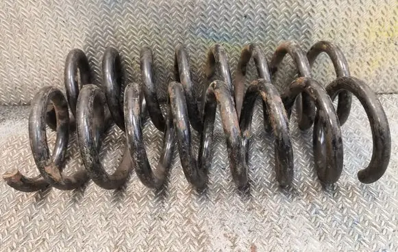 Mercedes-Benz C W203 Set of springs and shock absorbers (Front and rear)