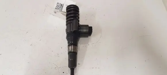 Audi A6 S6 C6 4F Fuel injector 03G130073G 0414720404